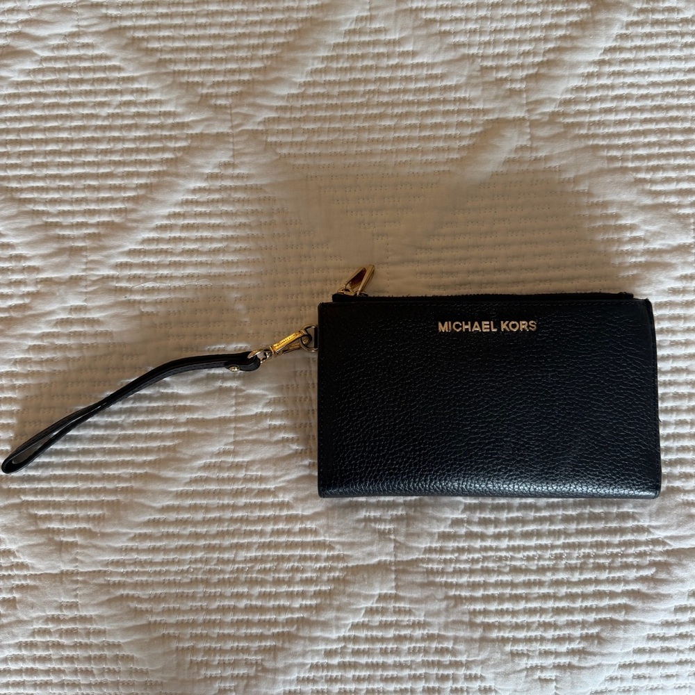 Michael Kors Wristlet Wallet